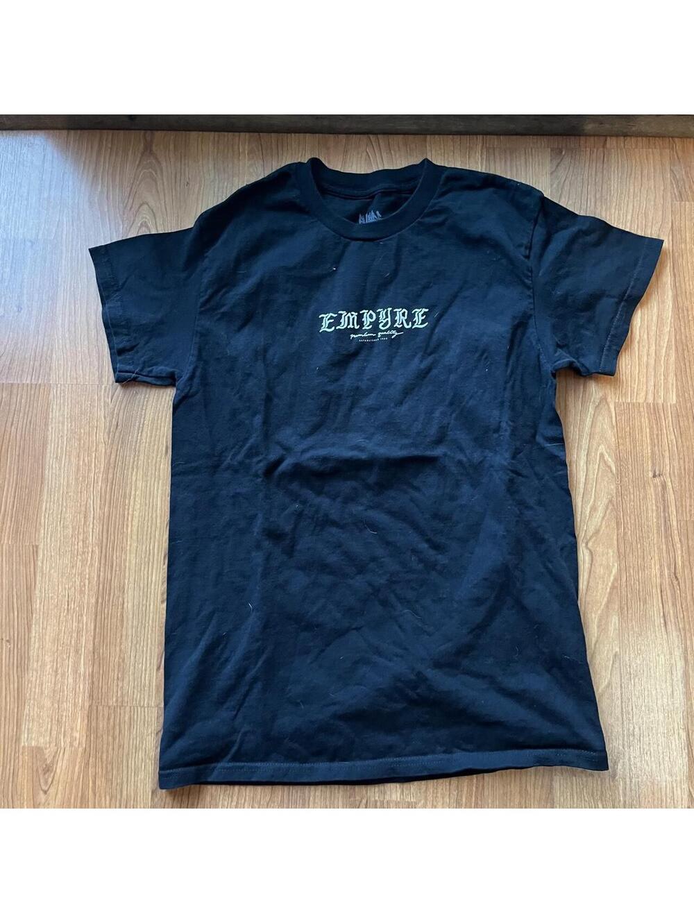 Skater Streetwear empyre shirt | size S